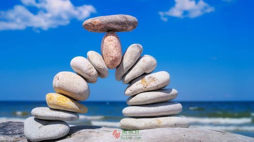 翻翻无意识的石头